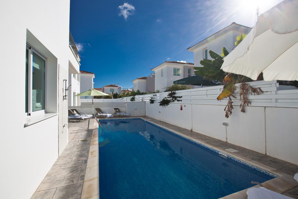 Avra Villas Paralimni Kamer foto