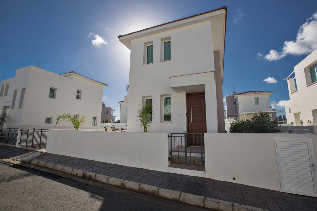 Avra Villas Paralimni Kamer foto