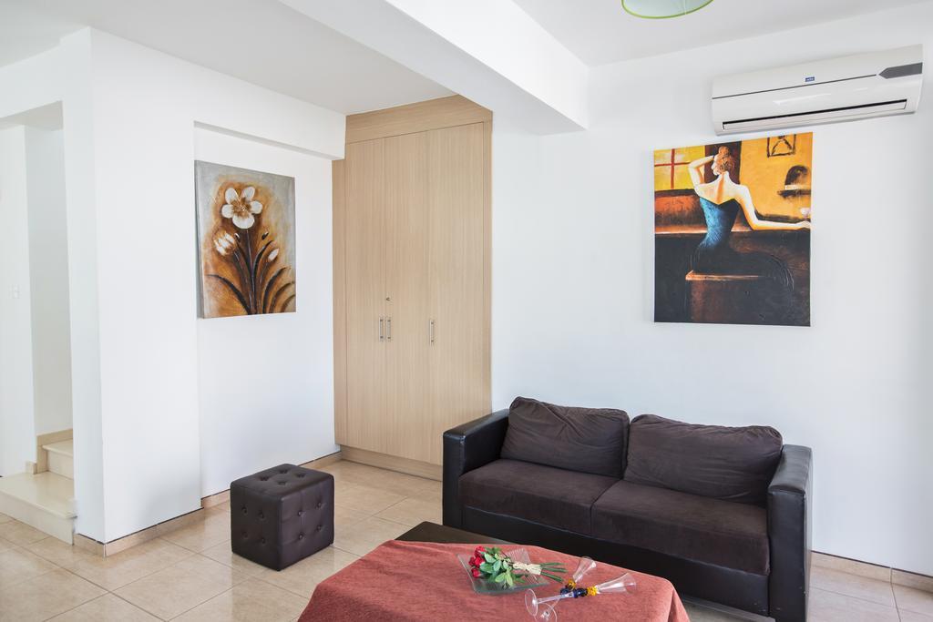 Avra Villas Paralimni Kamer foto