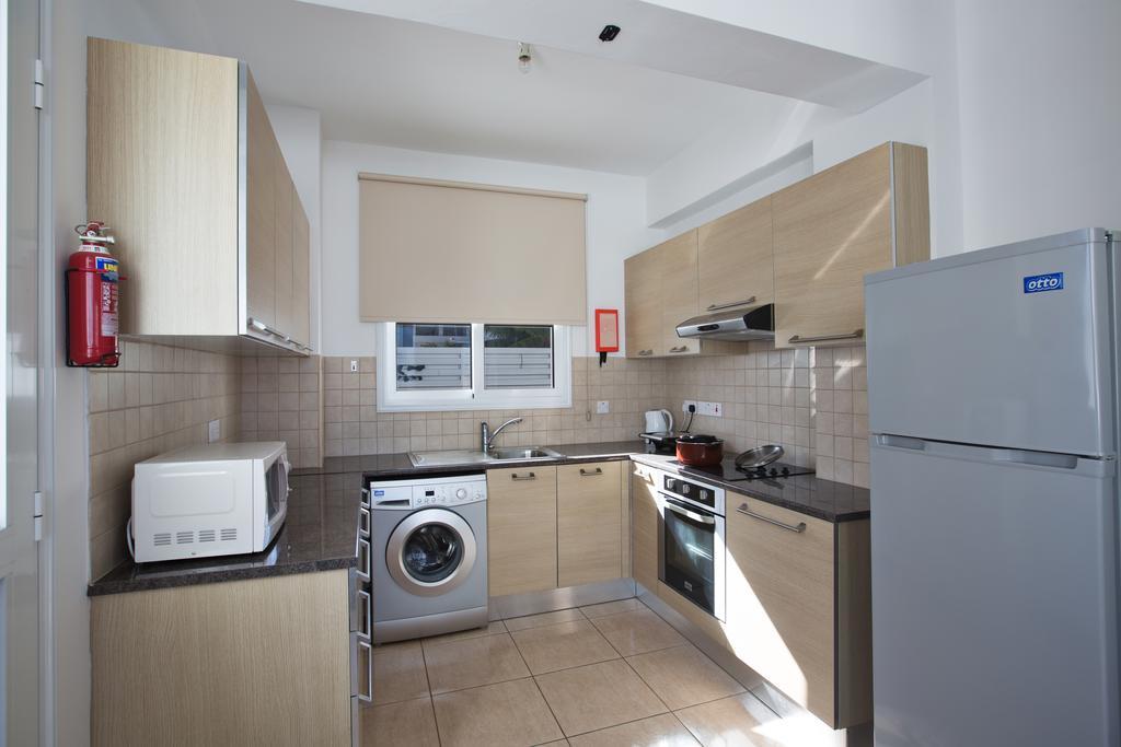 Avra Villas Paralimni Kamer foto
