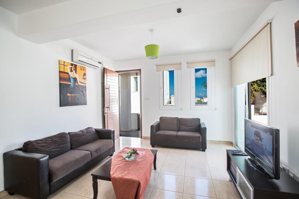 Avra Villas Paralimni Kamer foto