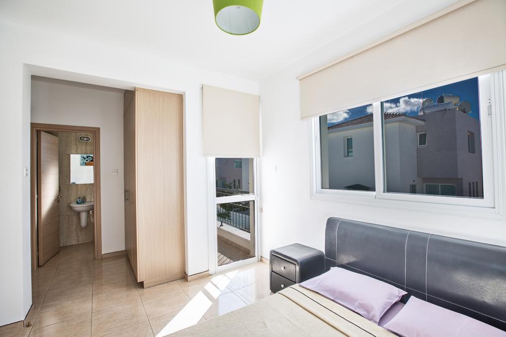 Avra Villas Paralimni Kamer foto