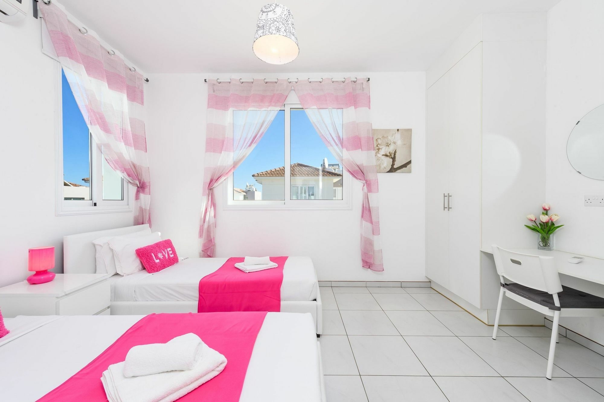 Avra Villas Paralimni Buitenkant foto